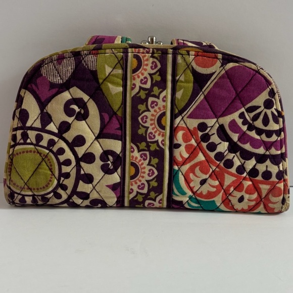 Vera Bradley Plum Floral Quilted‎ Kisslock Wallet - Picture 2 of 6